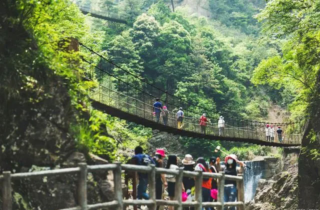 安康研学一日游，游览南宫山国家森林公园