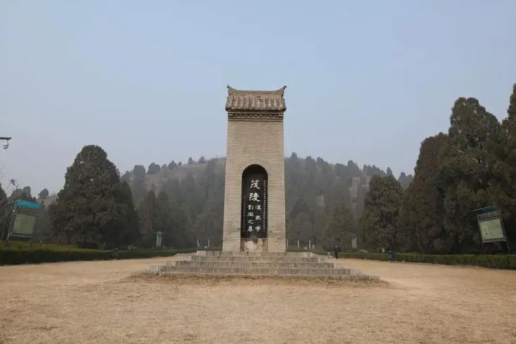 霍去病墓