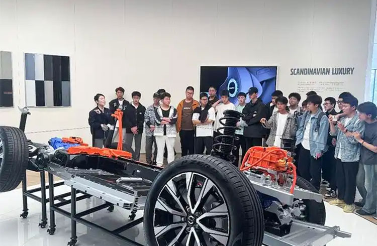 西安高科技企业参观研学活动